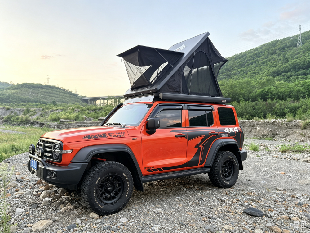 Hard Shell Rooftop tent Pascal-Pro